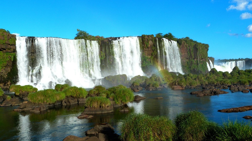 iguazu-falls-455610_1280.jpg